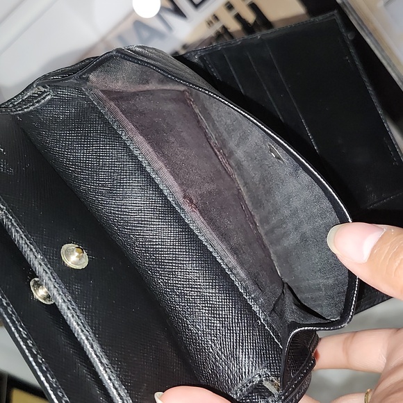 Prada wallet - Picture 6 of 11